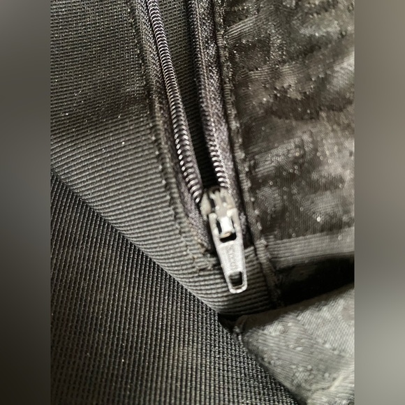 ๐ Christian Dior Quilted Logo Canvas Black Tote Bag - Picture 12 of 17